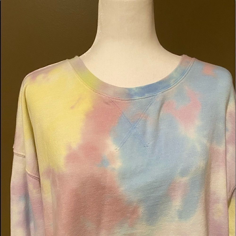 Colsie Tie Dye Cropped Sweatshirt Sz Large - Picture 2 of 9